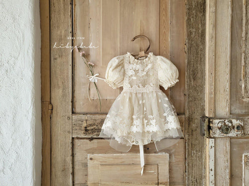 HI BYEBEBE~Baby Lace Overlay Dress~Cream